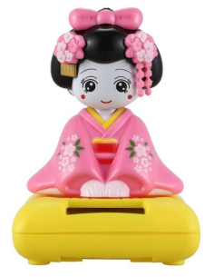 Geisha sur socle solaire 10 cm N3